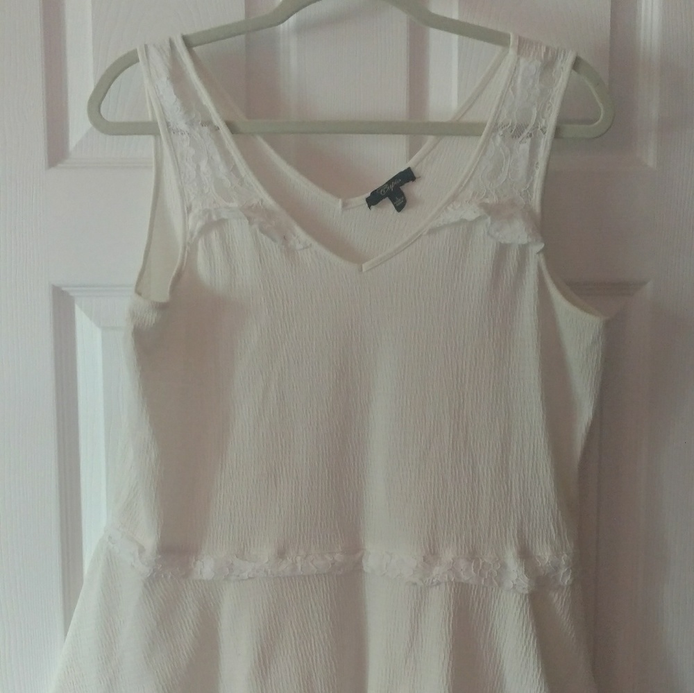 Cupio cream lace trim a-line tank